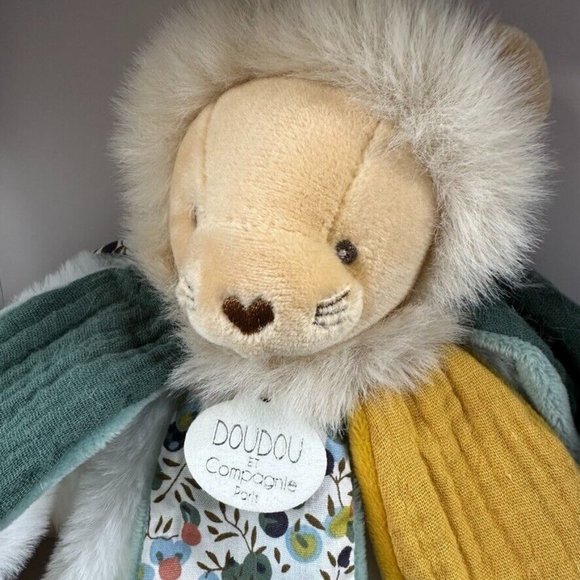 DouDou Et Compagnie Paris Plush Lion Security Blanket Baby Toy in Gift Box - Picture 2 of 6